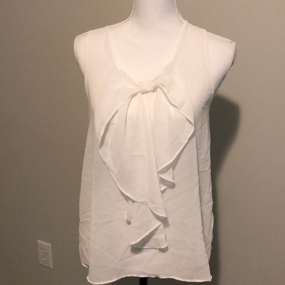 White chiffon tank top with bow